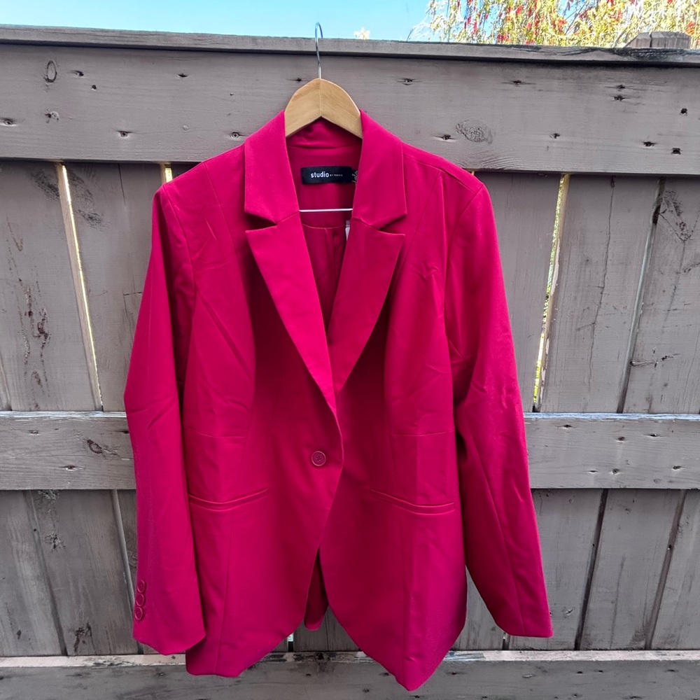 torrid Red Single-Button Tailored Blazer NWT - image 1